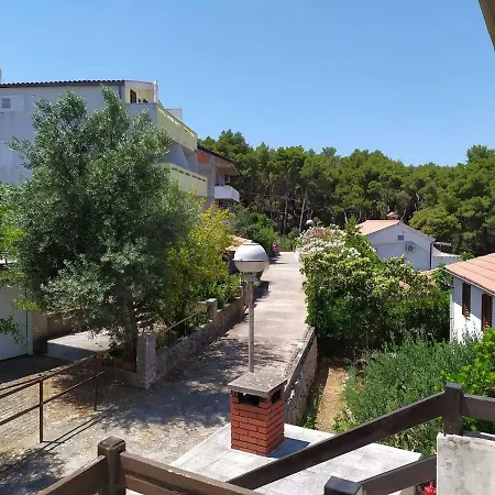 1st Line To Sea And Beach,quiet Area,private Parking,terrace With Sea View Apartment *